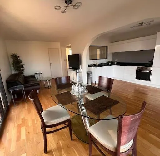 Grand Appartement 4 Personnes A 150M De La Plage