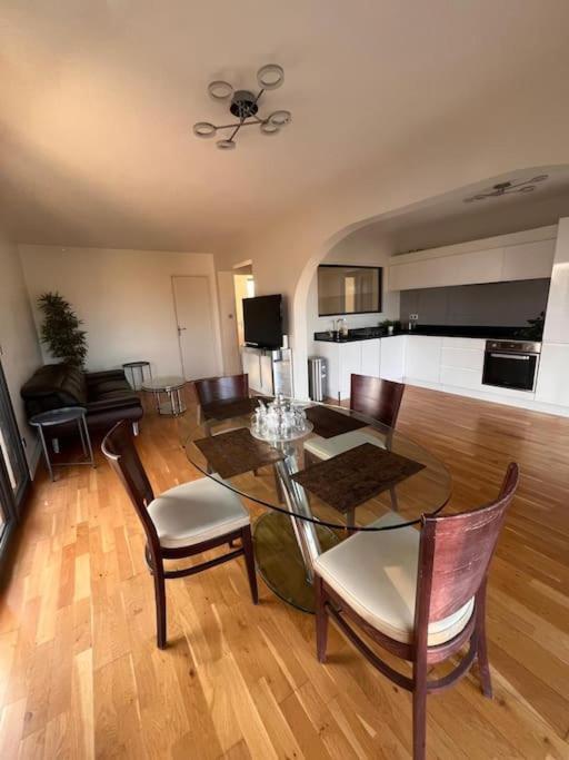 Apartment Grand 4 Personnes A 150m De La Le Barcares